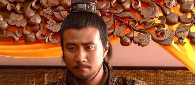 朱元璋夜宿一农妇家，离开前农妇问有了咋办？他立即掏出一物