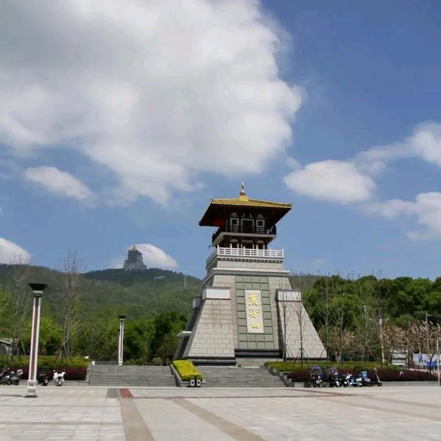 湖北省黄石旅游攻略：探索钢铁之城的自然与人文魅力