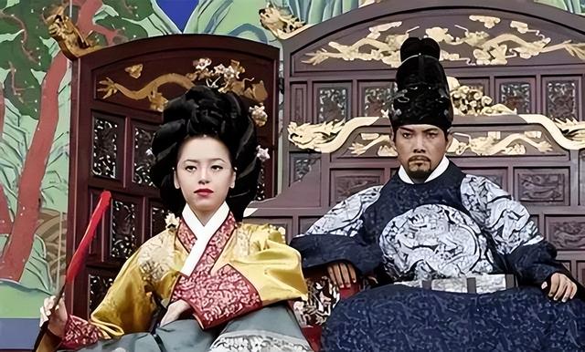 第一荒淫的朝鲜妖女！宴会上与国王当众行事，堪称是转世妲己！