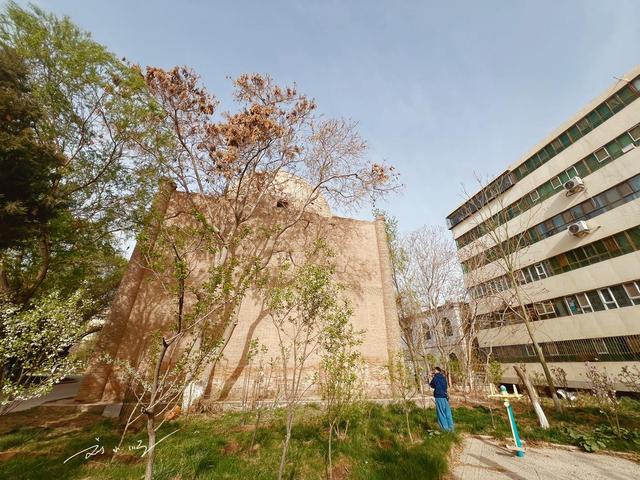 新疆喀什小区里藏“古墓”？还是自治区文保单位，好多游客不知道