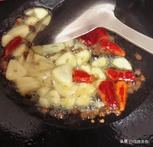 “长寿菜”原来是它，一护眼	，二排便，三控血压，中老年人要常吃