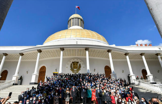 拿定主意了？美军进入战斗准备状态，特朗普放话：不排除动武