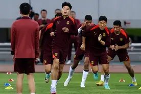12次世预赛，国足成绩如何？82年最可惜，02年最难忘，22年最无奈图片