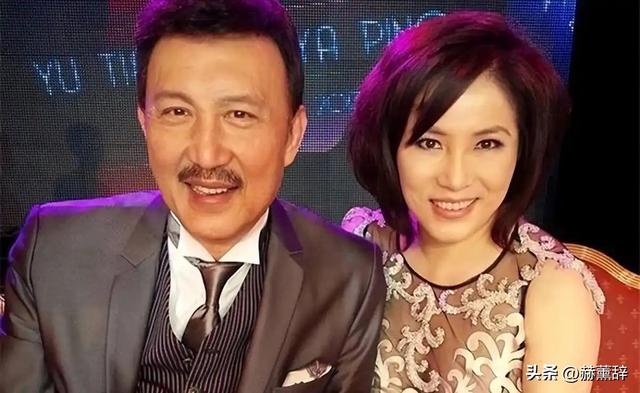 曾是一代歌王，却沦为人尽皆知的台独分子	，如今家破人亡下场凄凉