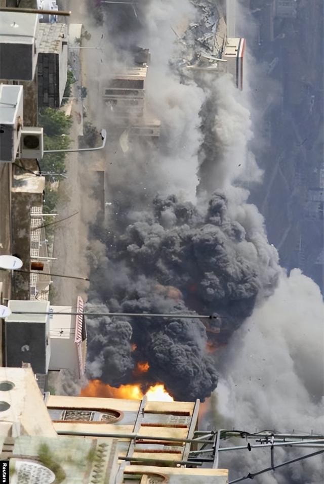 突发！沙特不宣而战猛烈轰炸，多款战机连续发射炸弹打破中东平静