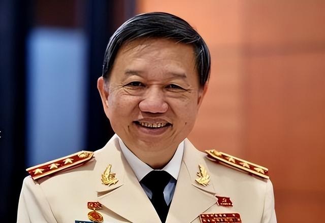 越南与中国杠上了？中国前脚定下9月3阅兵，越南后脚就定9月2！