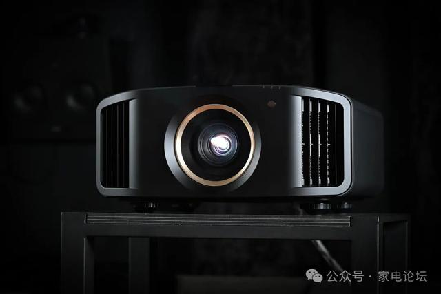 黑位王者与8K先锋： JVC DLA-N988 激光投影机体验分享