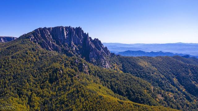 10月-11月，适合去的7个小众赏秋圣地，满山彩林，浓浓秋意