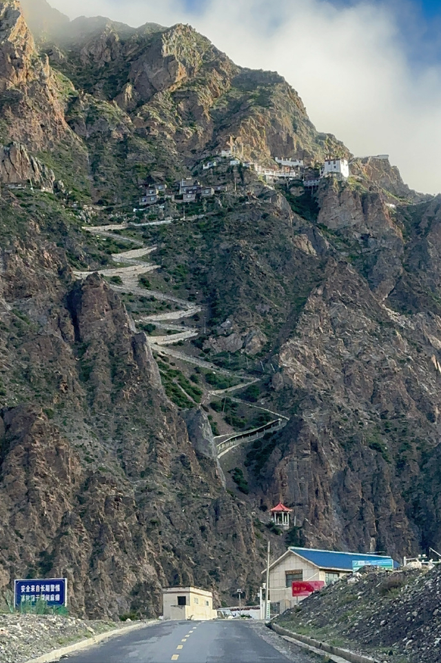 1条国道，全长10065公里，万千极致景观！50+自驾达人的终极梦想