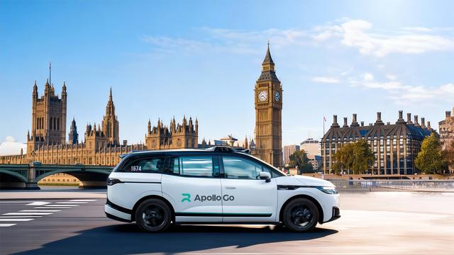 中美自动驾驶赛跑，中国L3上路对决Robotaxi取消安全员