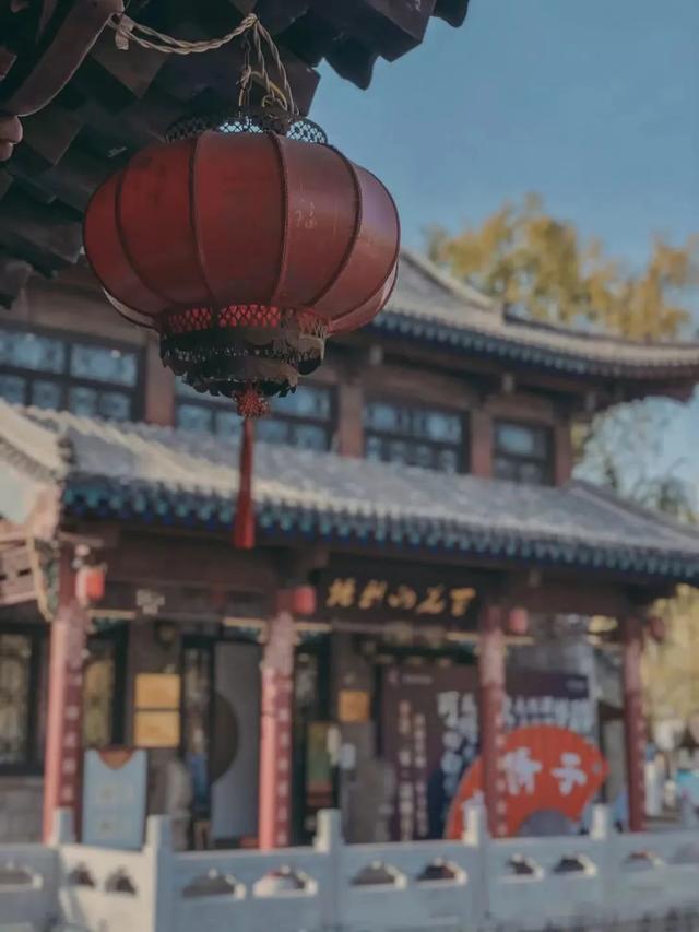 比苏州更江南，小吃堪称一绝，这座低调的北方水城，一到秋天就美翻了