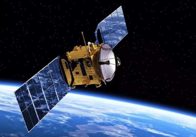 美国首次公布，中美卫星太空缠斗细节，揭露了一个太空真相