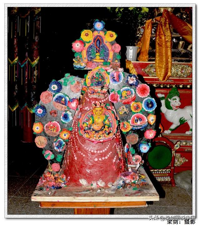 2025年青海同仁热贡文化唐蕃古道行兰州站农文旅商推介活动启幕。