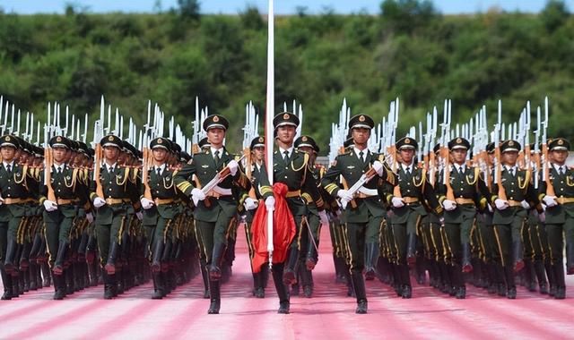 一旦美国进攻中国，中国能坚持多久？DeepSeek给出精准分析