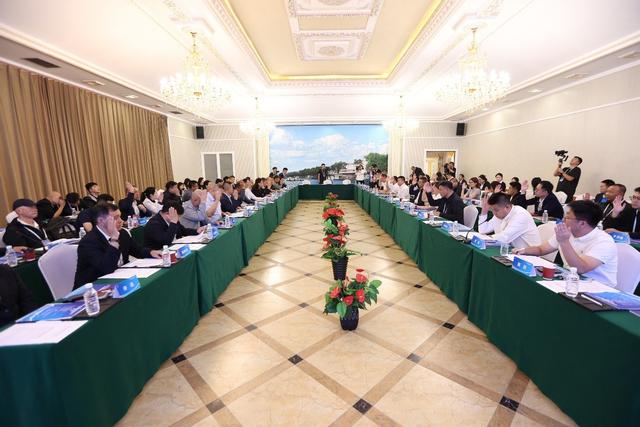 凝聚行业力量 擘画冰雪新篇 黑龙江省冰雪旅游发展促进会第二次成员大会举行