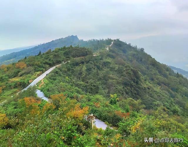 成都金堂爆红的徒步路线，被严重低估，360度观景台超级惊艳！