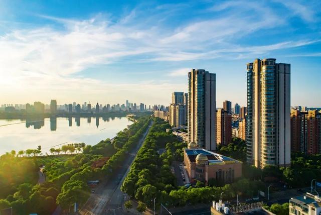 苏轼都夸的宜兴，如今 “脏活” 做成全球标杆，100多个国家争着学