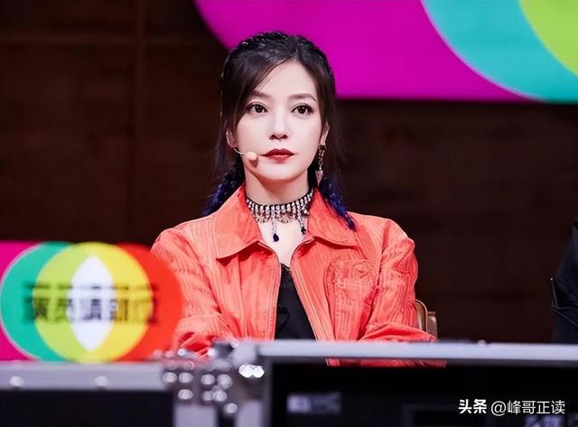 拔出萝卜带出泥！49岁赵薇近况被曝	，原来圈内封杀只是冰山一角