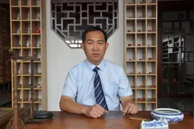 你为什么管不住孩子玩手机？听听这位校长给父母的建议图片