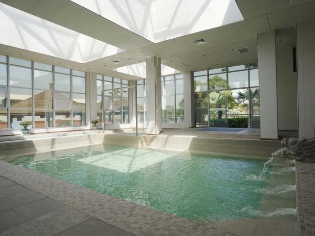 人人拎几箱坐火车！网友：错过等一年！