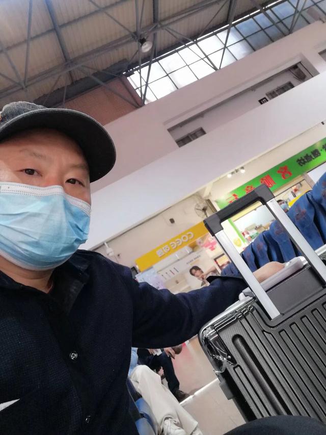 疫情下的海南初遇：被陌生美女的热情暖到泪目！