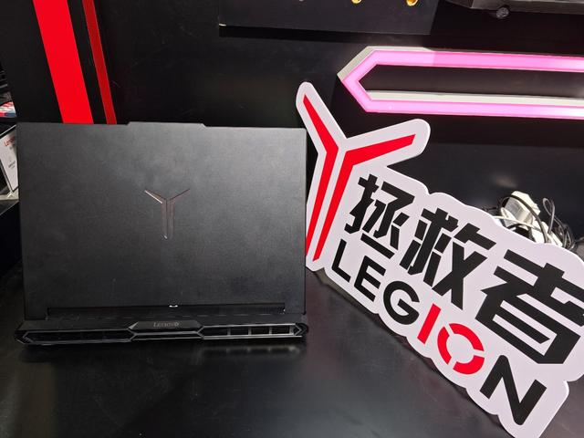 BW2025：联想拯救者全系登场，AI玩法很丰富