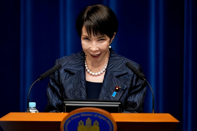 中日正面对峙！日本破防：中国战机在公海用雷达照射日本战机？