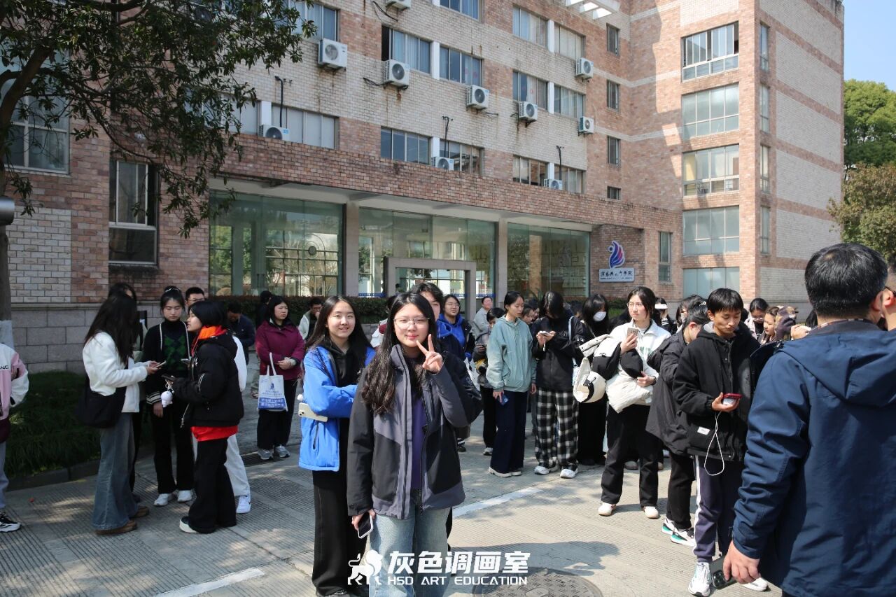 杭州美术集训要多少钱_杭州灰色调画室推荐_杭州中考美术集训画室