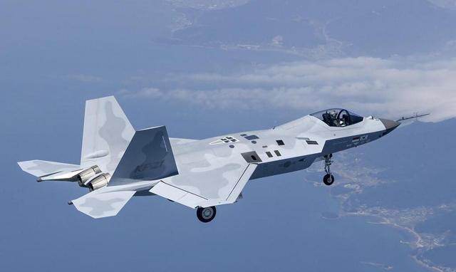 攻不了也守不住！中国空军在西藏上空，足足被印度空军欺负了40年