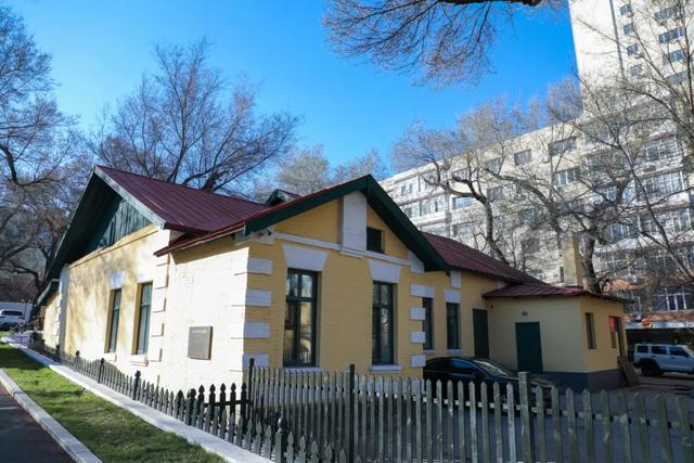 爆火影视剧都在哈铁老建筑取景？快来打卡猜剧名！