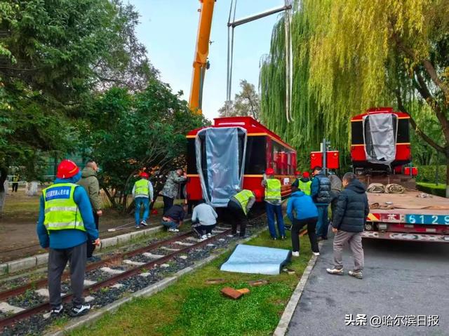 让童趣穿越四季！儿童公园第六代升级版小火车落地冰城，“十一”正式载客