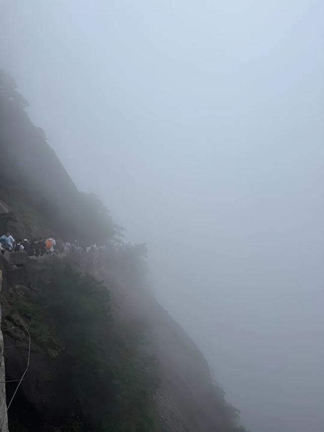 徒步三山五岳：安徽黄山！