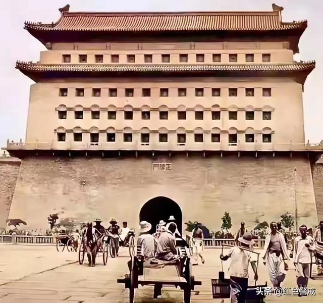 1923年，一名瑞典人来到中国，拍到了完整的北京城墙！太壮观了