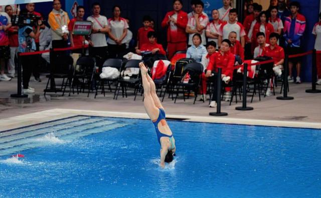 全运会：首位跳水双冠王诞生，广东队连战三金	，全红婵冲击第2金
