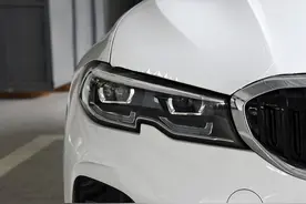 宝马3系买了3年，再开朋友的奥迪A4L，终于知道2车之间的差距在哪图片