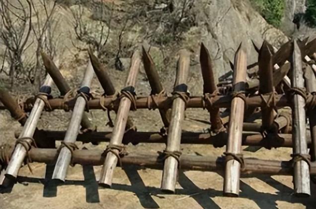 为什么在胖东来，能看到很多背着登山包的人？