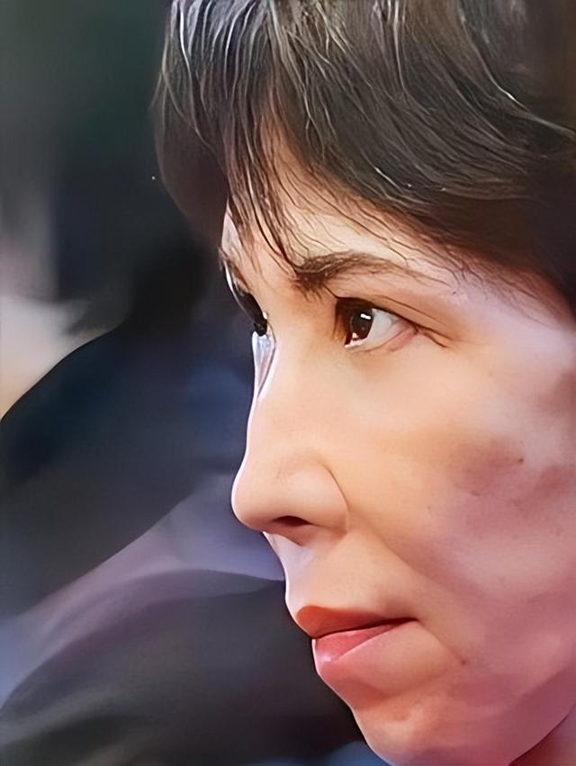 收到天大好消息后，高市早苗对中国提了一个要求，断定中国会松口