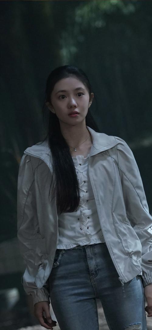 热巴倪妮争演“尾鱼女郎”，改编差强人意，为何难续司藤神话