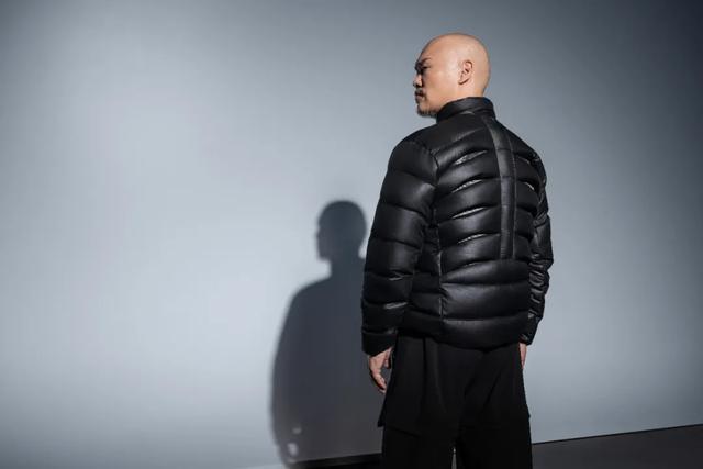 三合一冲锋衣，年轻人的户外搭子