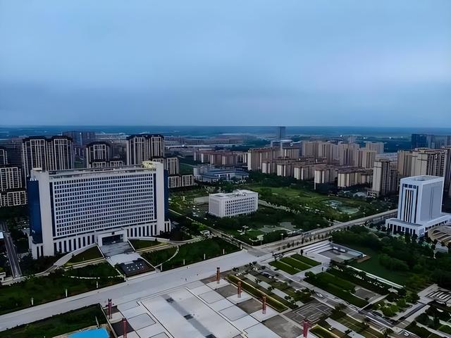 曾全省垫底，如今年销百亿！​​山东曹县靠汉服逆袭，​​宝马奥迪开上门