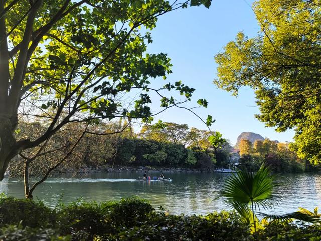 桂林：邂逅榕湖别样情！