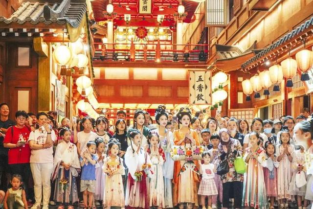 《中国文化报》发文：到西安，必点“新三秦文化套餐”