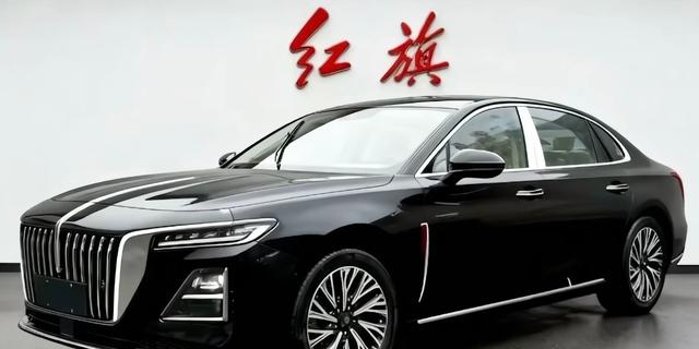 新款红旗H5现身，外观小幅调整，换装悬浮式中控大屏+电子怀挡
