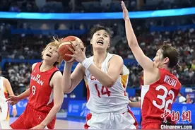 险胜日本，中国女篮夺冠！图片