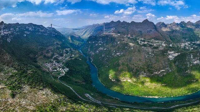 世界高桥看中国：花江峡谷大桥通车背后的力量
