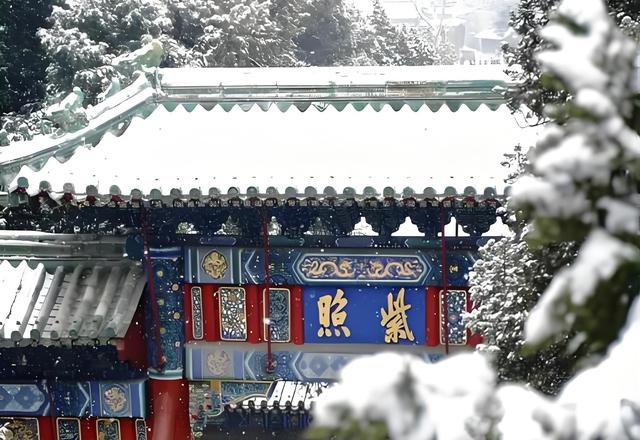 雪落京都	，水墨天成