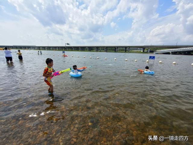 踩粉沙踏清溪，长春肆季南河尽享夏日清凉