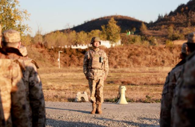 “老兵不老”！53岁教练三上阅兵场，背后故事震撼人心！