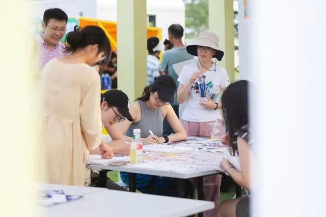 江苏南通：以“苏超”为媒、旅游为体、文化为魂 奏响“文体旅”融合交响乐