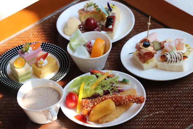 全网征集10名“吃货达人”,饕餮游带你吃遍厦门酒店环球美食!